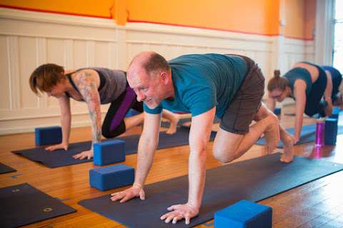 Jobs in Mighty Yoga Ithaca - reviews